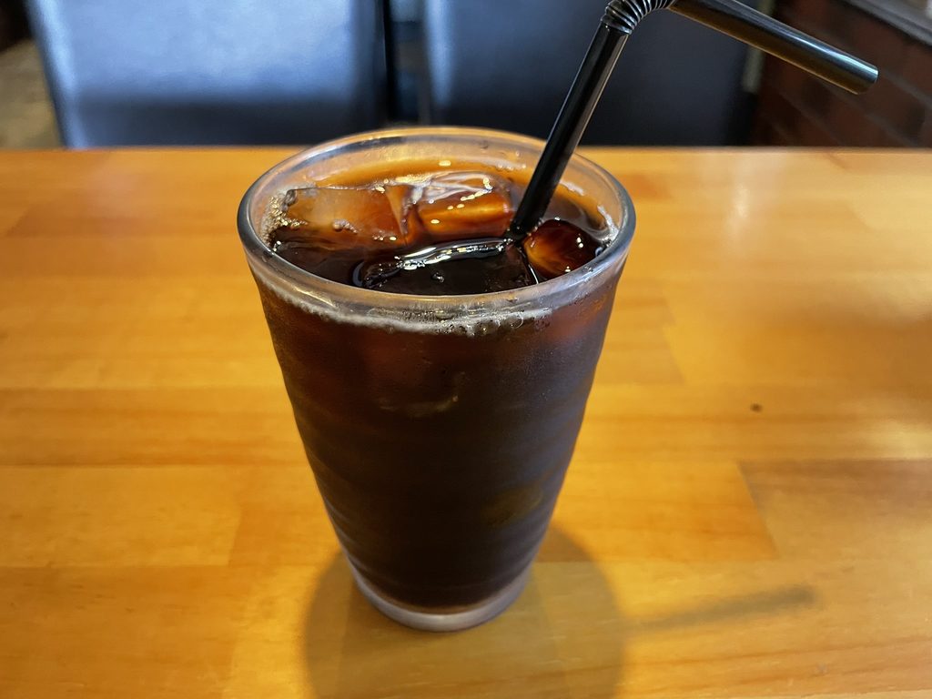 ママーンカフェで注文したアイスコーヒー