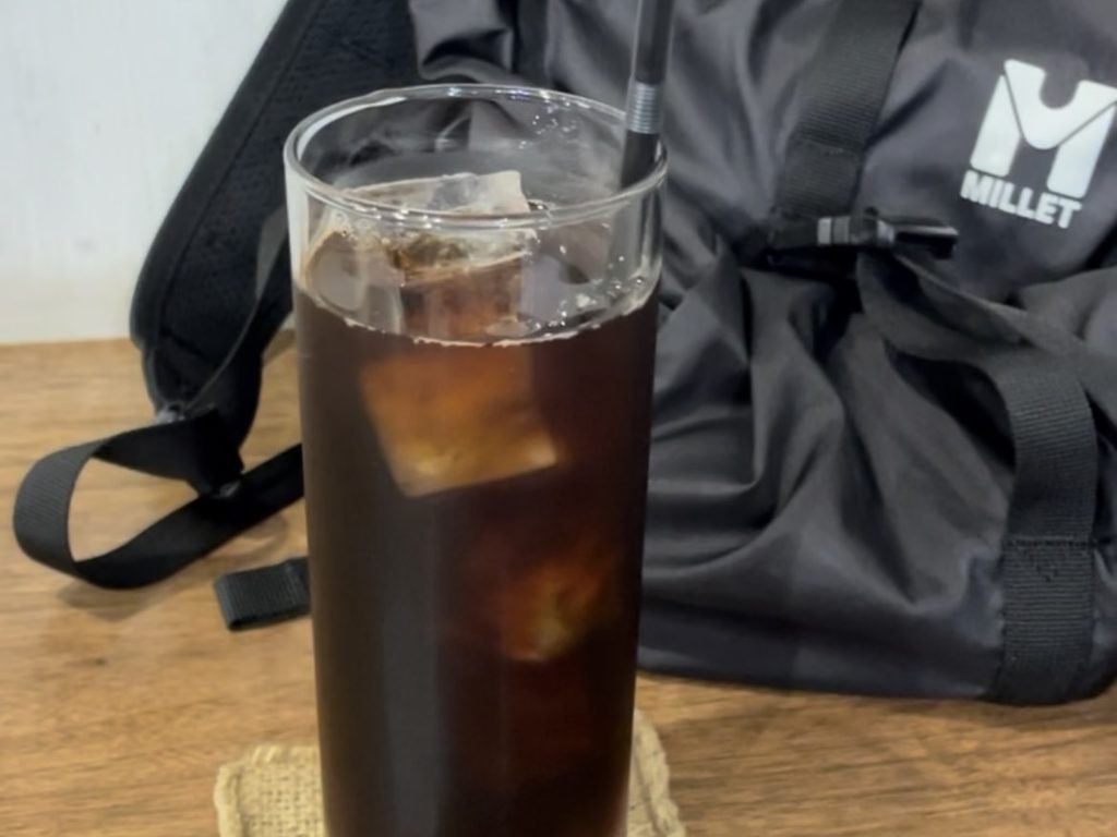 シロウズコーヒーで注文したアイスコーヒー